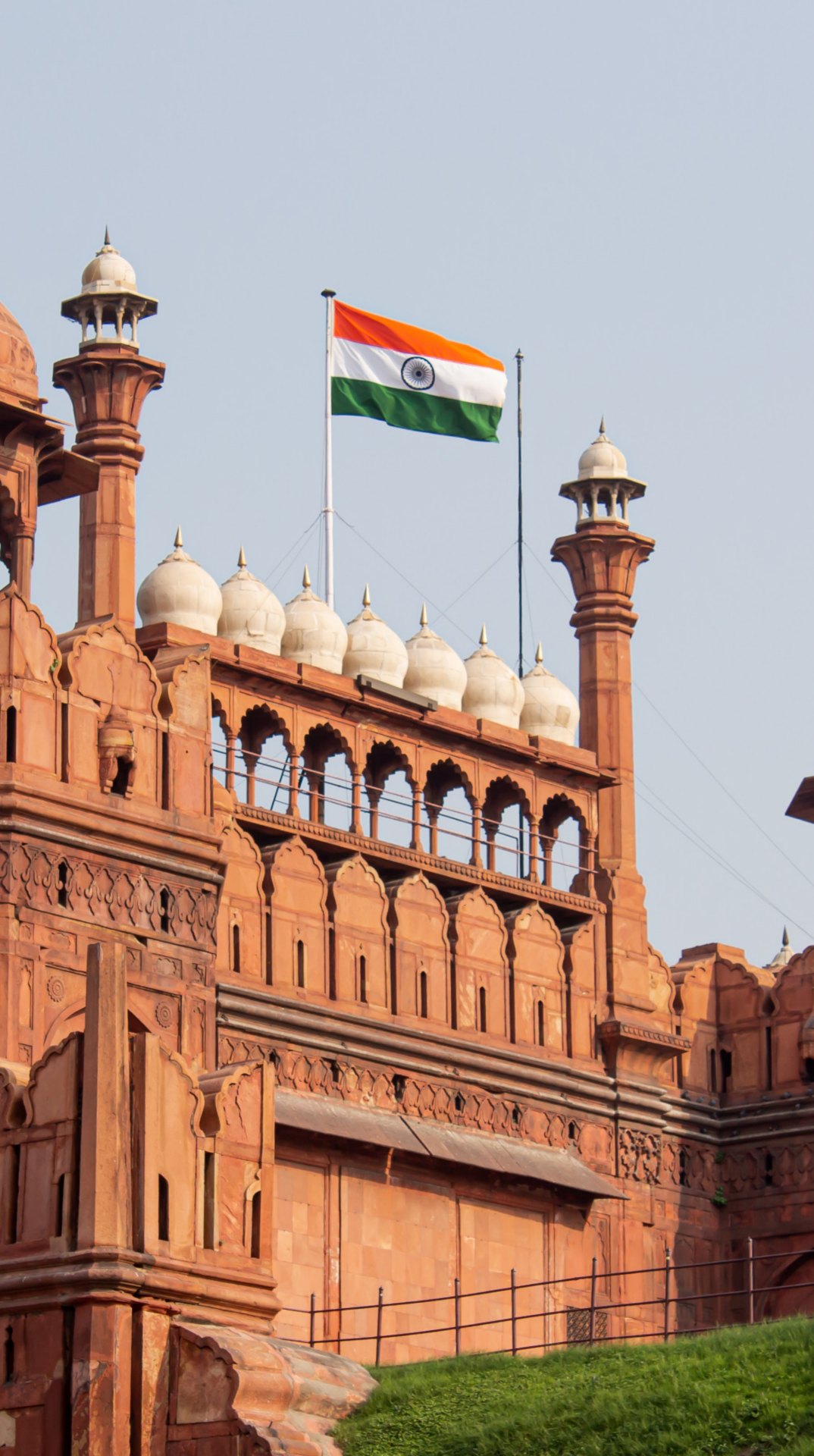 इसका डिजाइन आर्किटेक्ट उस्ताद अहमद