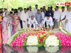 ఇడుపులపాయలో సీఎం జగన్ - వైఎస్ ఘాట్‌లో నివాళులు !