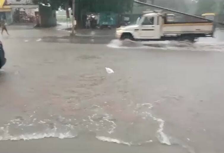 Heavy rain falls in Gujarat, 188 talukas of the state  rain falls in  24 hours Gujarat Rain Update: બીજા રાઉન્ડમાં મેઘરાજાની ધમાકેદાર એન્ટ્રી, છેલ્લા 24 કલાકમાં રાજ્યના 188 તાલુકામાં મેઘમહેર યથાવત