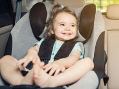 नशे में बच्चे को कार में ही छोड़ गए पेरेंट्स, लापरवाही ने दी नन्ही सी जान को दर्दनाक मौत