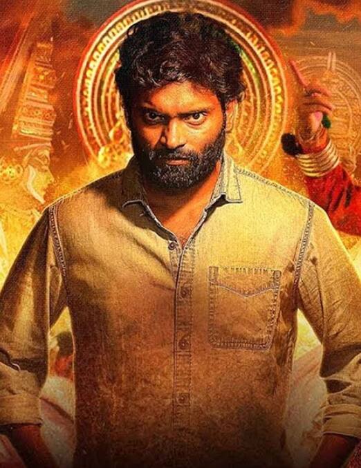 நடிகர் வெற்றி கதாபாத்திரத்தைப் நன்றாக உள்வாங்கியிருக்கிறார் என்பதை அவரது நிலையான நடிப்பில் தெரிந்துகொள்ள முடிகிறது.