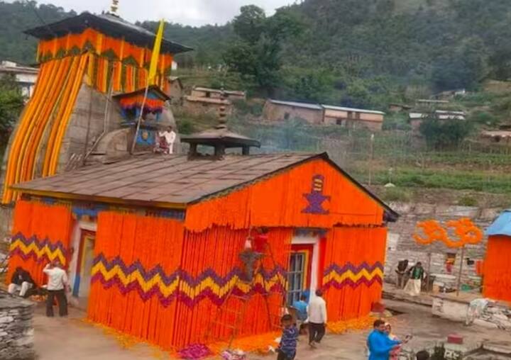 ਜੇਕਰ ਤੁਸੀਂ ਇੱਥੇ ਵਿਆਹ ਲਈ ਆਪਣੀ ਬੁਕਿੰਗ ਕਰਵਾਉਣਾ ਚਾਹੁੰਦੇ ਹੋ, ਤਾਂ ਤੁਹਾਡੇ ਕੋਲ ਆਧਾਰ ਕਾਰਡ ਅਤੇ ਇੱਕ ਵੈਧ ਫ਼ੋਨ ਨੰਬਰ ਹੋਣਾ ਬਹੁਤ ਜ਼ਰੂਰੀ ਹੈ। ਲਾੜਾ-ਲਾੜੀ ਦੋਵਾਂ ਦਾ ਆਧਾਰ ਕਾਰਡ ਅਤੇ ਫ਼ੋਨ ਨੰਬਰ ਲੱਗਦਾ ਹੈ, ਇਸ ਲਈ ਜੇਕਰ ਤੁਸੀਂ ਇੱਥੇ ਆਪਣੇ ਵਿਆਹ ਦੀ ਬੁਕਿੰਗ ਕਰਵਾਉਣ ਜਾ ਰਹੇ ਹੋ ਤਾਂ ਇਹ ਦਸਤਾਵੇਜ਼ ਜ਼ਰੂਰ ਲੈ ਕੇ ਜਾਓ।