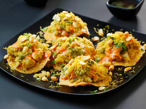Mumbai Street Food: Explore The Lip-Smacking Delicacies Of The City Of Dreams