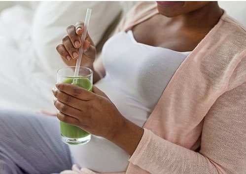 This smoothie is very useful for pregnant women... Anemia will go away!