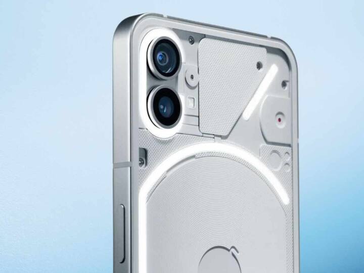 Nothing Phone (1) (Rs 31,499): The phone has a 6.55-inch OLED display with a 120Hz refresh rate. It also has a mid-range Qualcomm Snapdragon 778G+ processor. The phone also has two 50-megapixel sensors on the back and a 16-megapixel selfie snapper on the front. The Nothing Phone (1) is powered by a 4,500mAh battery and brings a mere 33W fast charging support to the table. (Image Credit: Nothing)