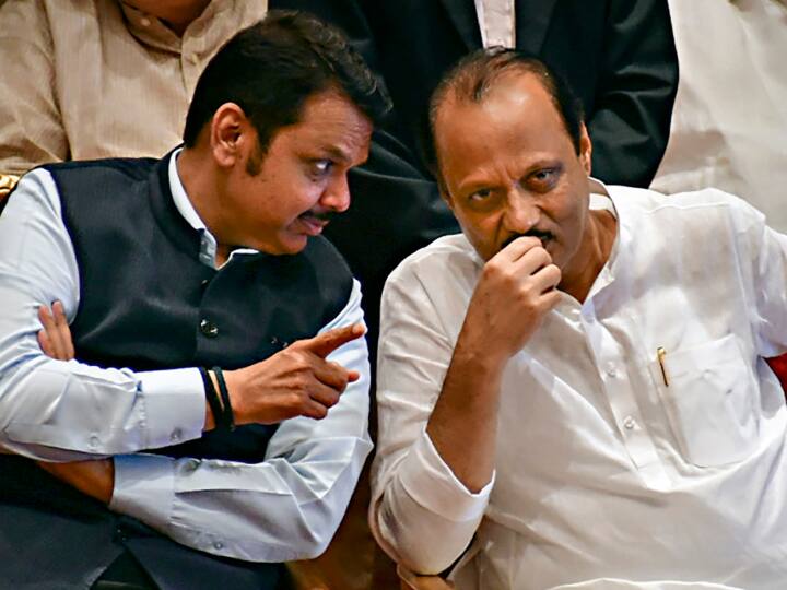 Maharashtra: अजित पवार के CM बनने की अटकलों पर फडणवीस बोले- '2019 के हीरो एकनाथ शिंदे हैं और अब...' Devendra fadnavis clears that there will be no change in cm post in maharashtra assembly ajit pawar news Maharashtra: अजित पवार के CM बनने की अटकलों पर फडणवीस बोले- '2019 के हीरो एकनाथ शिंदे हैं और अब...'