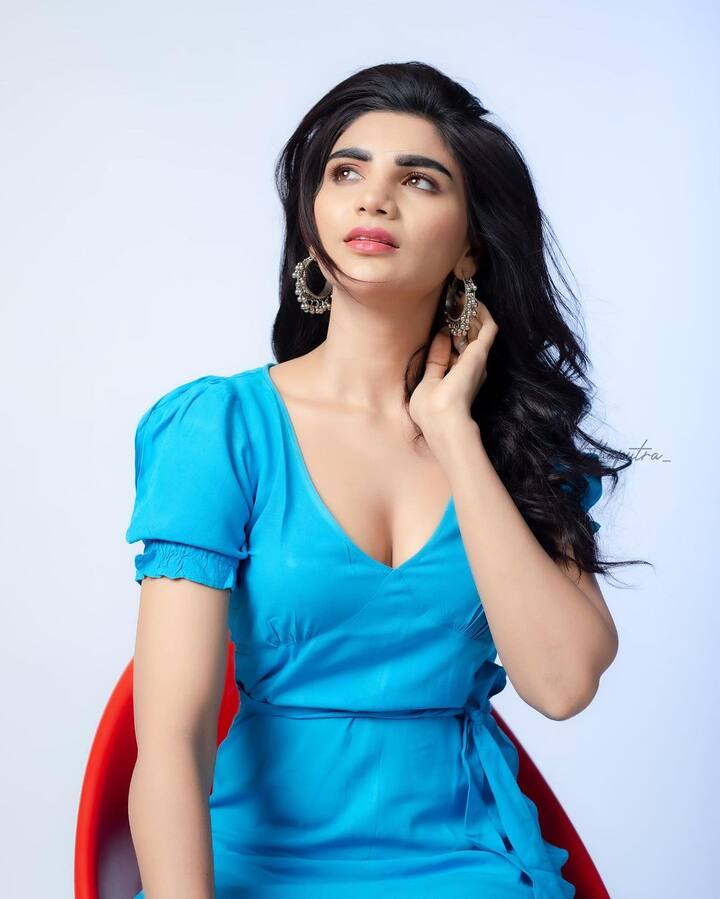 జబర్దస్త్ వర్ష అందమైన ఫోటోలు