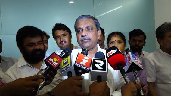 Sajjala Ramakrishna Reddy |మోదీని తిట్టిన బాబే...నేడు పొత్తుల కోసం ఆరాటపడుతున్నారు |ABP Desam