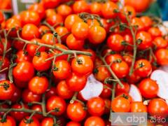 ఏపీలో 50 రూపాయలకే టమాటా- తమిళనాడులో రూ. 60లు