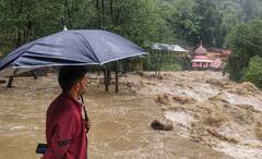 Monsoon Rain: আবারও বাতিল অমরনাথ যাত্রা, বিপদসীমা ছাড়াল বিপাশা, ভারী বর্ষণে বিপর্যস্ত উত্তর ভারত