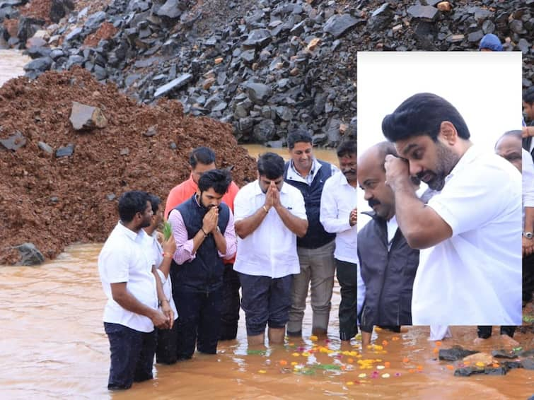 Water reached the direct pipeline jackwell in kalammawadi dam Satej Patil gets emotional Satej Patil: काळम्मावाडी धरणातील पाणी थेट पाईपलाईनच्या जॅकवेलमध्ये पोहोचले; सतेज पाटलांनी पाण्याला हात जोडले, डोळे पाणावले