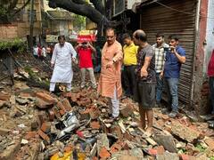 मंत्री आतिशी के इलाके में गिरी सरकारी स्कूल की दीवार, बीजेपी नेता बोले- ये है दिल्ली शिक्षा मॉडल की हकीकत