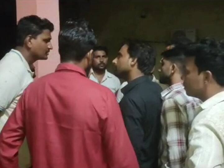 two Labourers killed in Rampur with sharp weapon two accused arrested ANN Rampur Double Murder: रामपुर में दो मजदूरों की धारदार हथियार से हत्या, बकाया मजदूरी के विवाद में गई जान, दो आरोपी गिरफ्तार