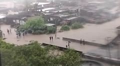 Gujarat Rain: રાજકોટના આ ગામમાં લોકોના ઘરોમાં ઘૂસ્યા પાણી, અનાજ સાહિતની ઘરવખરી પલળી ગઈ