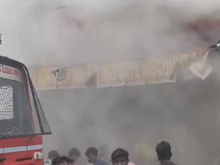 Telangana News Massive Fire Breaks Out At Palika Bazar Near Secunderabad Railway Station Massive Fire Breaks Out At Palika Bazar Near Secunderabad Railway Station In Telangana