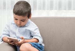 ਕੀ ਤੁਹਾਡਾ ਬੱਚਾ ਵੀ ਤਾਂ ਨਹੀਂ ਵੇਖ ਰਿਹਾ ਫੋਨ 'ਤੇ ਪੁੱਠੀਆਂ-ਸਿੱਧੀਆਂ ਚੀਜ਼ਾਂ? ਇੰਝ ਰੱਖੋ ਨਜ਼ਰ, ਤੁਰੰਤ ਆਏਗਾ ਨੋਟੀਫਿਕੇਸ਼ਨ