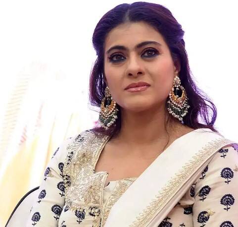 ਇਨ੍ਹੀਂ ਦਿਨੀਂ ਕਾਜੋਲ ਆਪਣੇ ਨਵੇਂ ਵੈੱਬ ਸ਼ੋਅ ਦ ਟ੍ਰਾਇਲ ਨੂੰ ਲੈ ਕੇ ਵੀ ਚਰਚਾ 'ਚ ਹੈ। ਆਪਣੀ ਇਸ ਨਵੀਂ ਵੈੱਬ ਸੀਰੀਜ਼ ਨਾਲ ਅਭਿਨੇਤਰੀ ਨੇ OTT ਦੀ ਦੁਨੀਆ 'ਚ ਵੀ ਐਂਟਰੀ ਕੀਤੀ ਹੈ। ਕਾਜੋਲ ਜਲਦੀ ਹੀ ਡਿਜ਼ਨੀ + ਹੌਟਸਟਾਰ ਸੀਰੀਜ਼ ਦ ਟ੍ਰਾਇਲ ਵਿੱਚ ਇੱਕ ਵਕੀਲ ਦੀ ਭੂਮਿਕਾ ਵਿੱਚ ਨਜ਼ਰ ਆਵੇਗੀ।