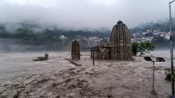 India Weather Update 2023 : देशात उशिरा दाखल झालेल्या पावसाने जून महिन्यात काहीशी सूट दिली. पण, जुलैमध्ये मात्र वरुणराजा मुसळधार कोसळत आहे.