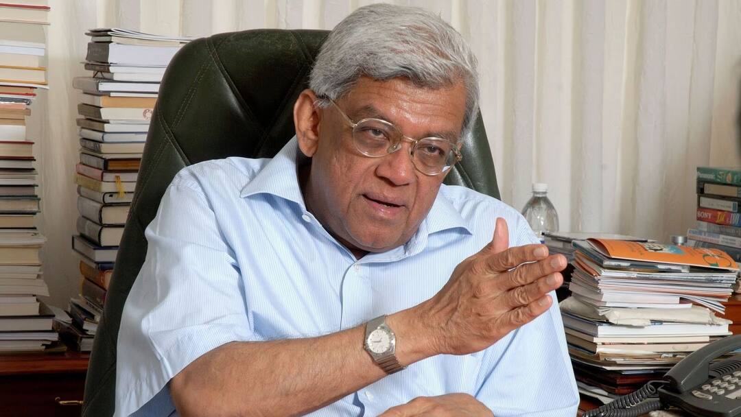 salary of deepak parekh when joining hdfc bank offer letter from 45 years ago is going viral HDFC Bank जॉईन केल्यानंतर दीपक पारेख यांना पगार किती होता?  45 वर्षांपूर्वीचं ऑफर लेटर होतंय व्हायरल 