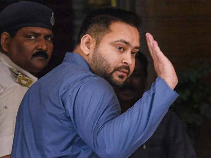 Ahmedabad Court Summoned Tejashwi Yadav in Defamation Case To Be Appear on 22 September 2023 Defamation Case: तेजस्वी यादव हाजिर हों! अहमदाबाद कोर्ट ने जारी किया समन, 22 सितंबर को पेशी के लिए बुलाया