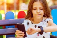 ਕੀ ਤੁਹਾਡਾ ਬੱਚਾ ਵੀ ਤਾਂ ਨਹੀਂ ਵੇਖ ਰਿਹਾ ਫੋਨ 'ਤੇ ਪੁੱਠੀਆਂ-ਸਿੱਧੀਆਂ ਚੀਜ਼ਾਂ? ਇੰਝ ਰੱਖੋ ਨਜ਼ਰ, ਤੁਰੰਤ ਆਏਗਾ ਨੋਟੀਫਿਕੇਸ਼ਨ