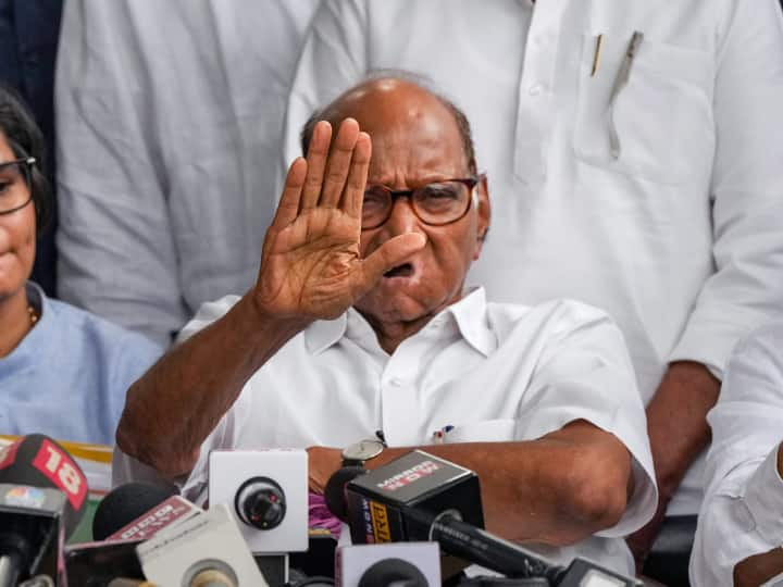 NCP Political Crisis sharad pawar and ajit pawar group which is real ncp election commission supreme court three test formula NCP Political Crisis: शरद पवार की, अजित पवार? खरी राष्ट्रवादी कोणाची? 'या' थ्री टेस्ट फॉर्म्युल्यावर निवडणूक आयोग देणार निर्णय