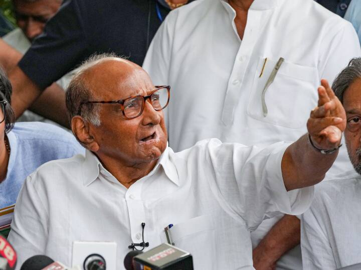 अजित पवार की बगावत पर देशभर से कई नेताओं ने इसपर अपनी प्रतिक्रिया दी है.