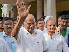 अजित पवार के पीछे कौन? पार्टी फिर खड़ी कर पाएंगे शरद पवार? जनता किसे मानती है NCP चीफ? सर्वे में खुलासा