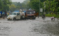 Delhi Weather: વરસાદ આવ્યો, આફત લાવ્યો.. 10 તસવીરોમાં જુઓ દિલ્હીની હાલત