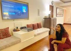 Vidya Balan Inside Home: ਲੱਕੜ ਦੇ ਫਲੋਰਿੰਗ.. ਮਾਡਰਨ ਫਰਨੀਚਰ ਅਤੇ ਬਾਲਕੋਨੀ ਤੋਂ ਸਮੁੰਦਰ ਦਾ ਦ੍ਰਿਸ਼, ਅੰਦਰੋਂ ਅਜਿਹਾ ਦਿਖਾਈ ਦਿੰਦਾ ਹੈ ਵਿਦਿਆ ਬਾਲਨ ਦਾ ਘਰ