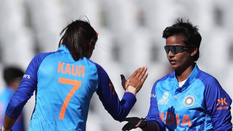 IND W vs BAN W 1st T20 First Innings Highlights Bangladesh Women Sets Target 115 Runs Against India Women IND W vs BAN W 1st T20: পূজা, শেফালিদের নিয়ন্ত্রিত বোলিংয়ে ২০ ওভারে মাত্র ১১৪ রান তুলল বাংলাদেশ
