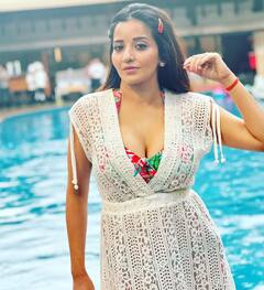Monalisa Poses In A Crochet Dress. Take A Look