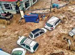 Monsoon: ਪਹਾੜਾਂ 'ਚ ਮਾਨਸੂਨ ਨੇ ਮਚਾਈ ਤਬਾਹੀ, ਪਾਣੀ-ਪਾਣੀ ਹੋਇਆ ਦੇਸ਼! ਤਸਵੀਰਾਂ 'ਚ ਦੇਖੋ ਮੀਂਹ ਕਾਰਨ ਹੋਈ ਤਬਾਹੀ