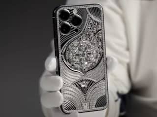 iPhone 14 Pro Max: ফোনের দাম ৫ কোটি! সোনা-হিরে কী নেই সেখানে