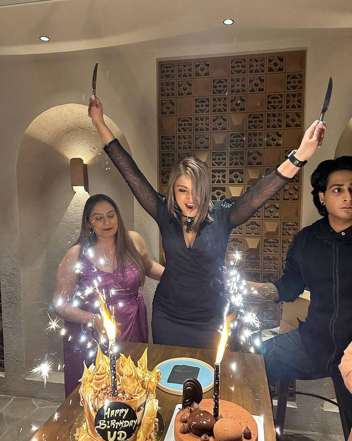 Urvashi wore black for her birthday