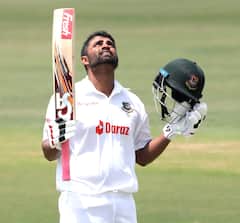 Cricket News: পাঁচবার অবসর ভেঙে ফিরেছিলেন আফ্রিদি, সিদ্ধান্ত বদলে বিশ্বজয় ইমরানের, প্রত্যাবর্তনের সেরা ১১