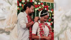 Shruti-Swarnendu: চুপিসাড়ে বিয়ে, শ্রুতি-স্বর্ণেন্দুর বিবাহবেশের ছবি প্রকাশ্যে আসতেই চমক