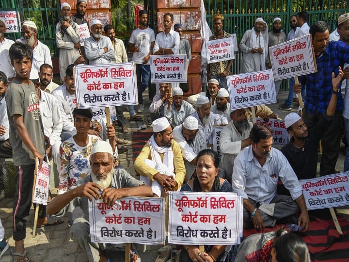 Kerala Meeting against UCC Indian Union Muslim League will not join Seminar Against Uniform Civil Code UCC को लेकर होने वाली बैठक में कांग्रेस को न बुलाने से मुस्लिम लीग नाराज, मीटिंग में नहीं होगी शामिल