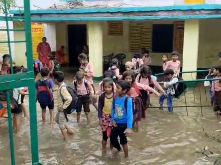 maharashtra rain update ratnagiri palghar chandrapur yavatmal gondia gadchiroli school closed today  Rain : रत्नागिरी, पालघर तसेच चंद्रपूर, गडचिरोली, यवतमाळ आणि गोंदियातील शाळांना आज सुट्टी, सर्व जिल्ह्यांत रेड अलर्ट जारी