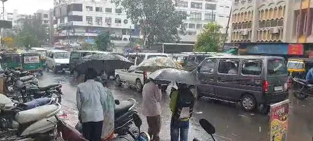 Gujarat Rain: મેઘો મૂશળધાર, આજે 10 તાલુકામાં 4 થી 6 ઈંચ વરસાદ