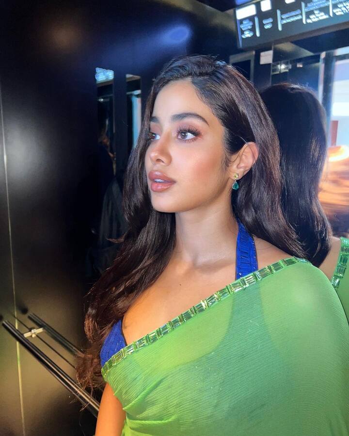 జాన్వీ అందమైన ఫోటోలు