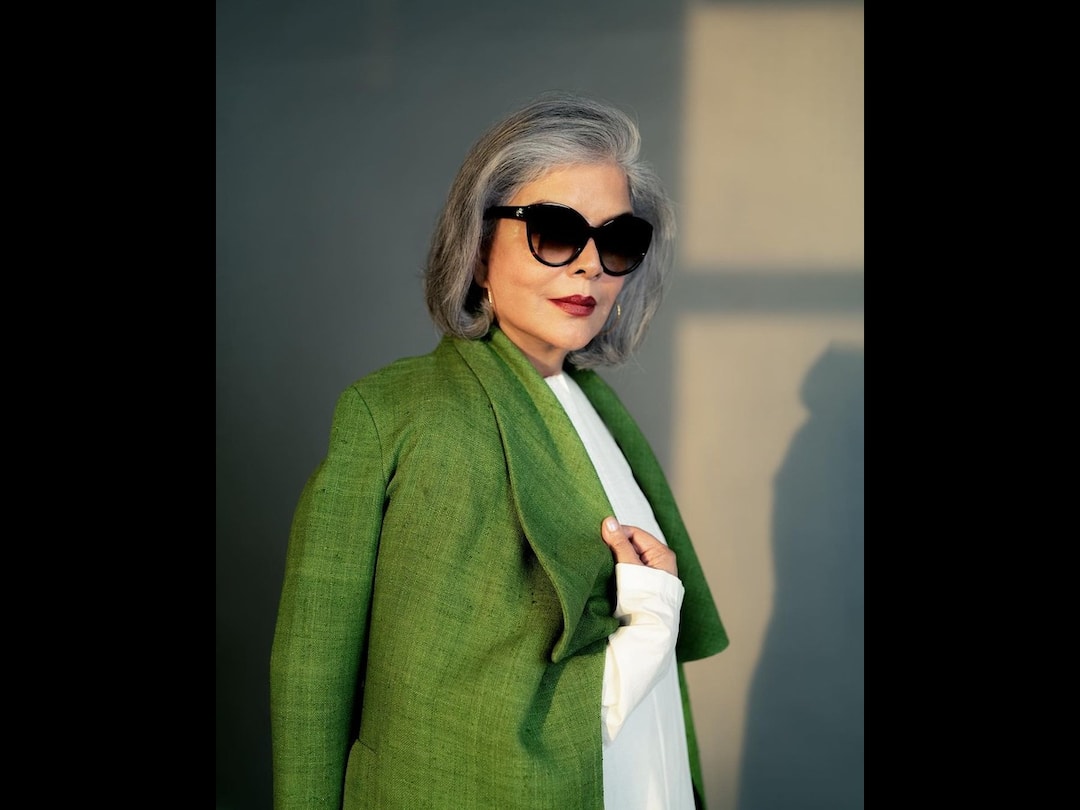 Zeenat Aman Talks About Her Grey Hair Becoming A Statement In Latest Post Says 'Life Isn’t Black And White, It’s Grey' Zeenat Aman Talks About Her Grey Hair Becoming A Statement, Says 'Life Isn’t Black And White, It’s Grey'