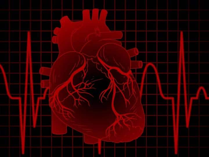 Your heart beats more than 100 times in 1 minute, then this serious disease has given the signal.