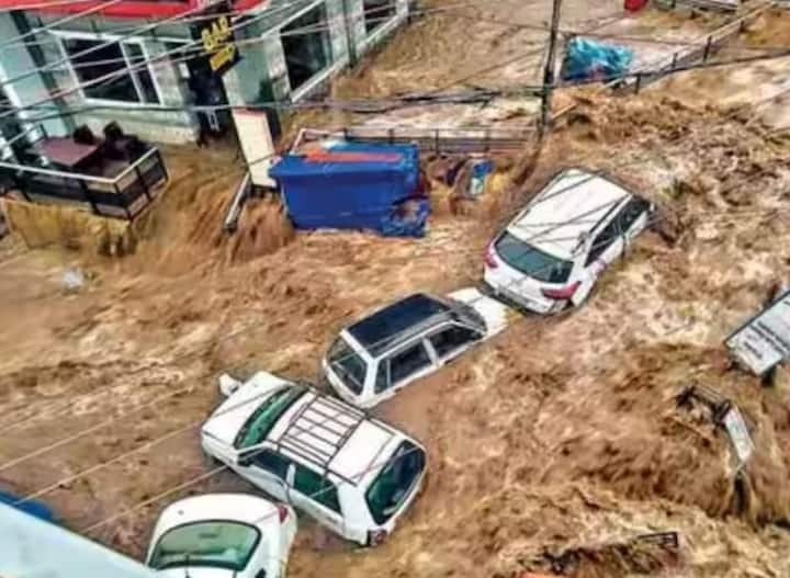 જમ્મુ-કાશ્મીર, હિમાચલ પ્રદેશ, પંજાબ, દિલ્હી, ચંદીગઢ અને હરિયાણામાં યલો એલર્ટ ચાલુ છે.