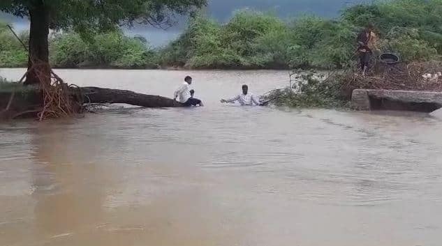 Gujarat Monsoon: 4 to 6 inch rain fall today due to heavy rain in 10 taluka of Gujarat today Gujarat Rain: મેઘો મૂશળધાર, આજે 10 તાલુકામાં 4 થી 6 ઈંચ વરસાદ