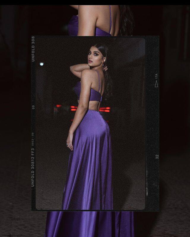 सई मांजरेकर ही या फोटोंमध्ये अतिशय सुंदर आणि बोल्डही दिसते.