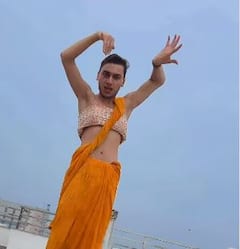 Viral Video: ટીપ ટીપ બરસા પાની.. ગીત પર યુવકે ભર ચોમાસે લગાવી આગ, કમર અને મૂવ્સ જોઇને રહી જશો દંગ