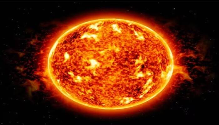 ਕੁਝ ਸਾਲ ਪਹਿਲਾਂ ਖਬਰ ਆਈ ਸੀ ਕਿ ਚੀਨ ਨੇ ਨਕਲੀ ਸੂਰਜ ਬਣਾਇਆ ਹੈ। ਹੁਣ ਅਮਰੀਕਾ ਤੋਂ ਵੀ ਅਜਿਹੀਆਂ ਖਬਰਾਂ ਆ ਰਹੀਆਂ ਹਨ ਪਰ ਸਵਾਲ ਇਹ ਉੱਠ ਰਿਹਾ ਹੈ ਕਿ ਦੁਨੀਆ ਦੇ ਵੱਡੇ ਦੇਸ਼ ਅਜਿਹਾ ਕਿਉਂ ਕਰ ਰਹੇ ਹਨ।