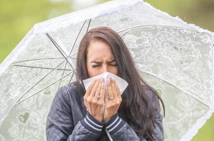 Monsoon Health Tips: ચોમાસામાં વરસાદ બાદ વધી જાય છે આ બીમારીઓનો ખતરો, આ રીતે રાખો ધ્યાન