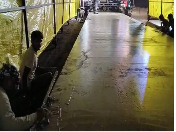 उल्हासनगरमधील एका कंपनीच्या माध्यमातून हे काम केले जात आहे.